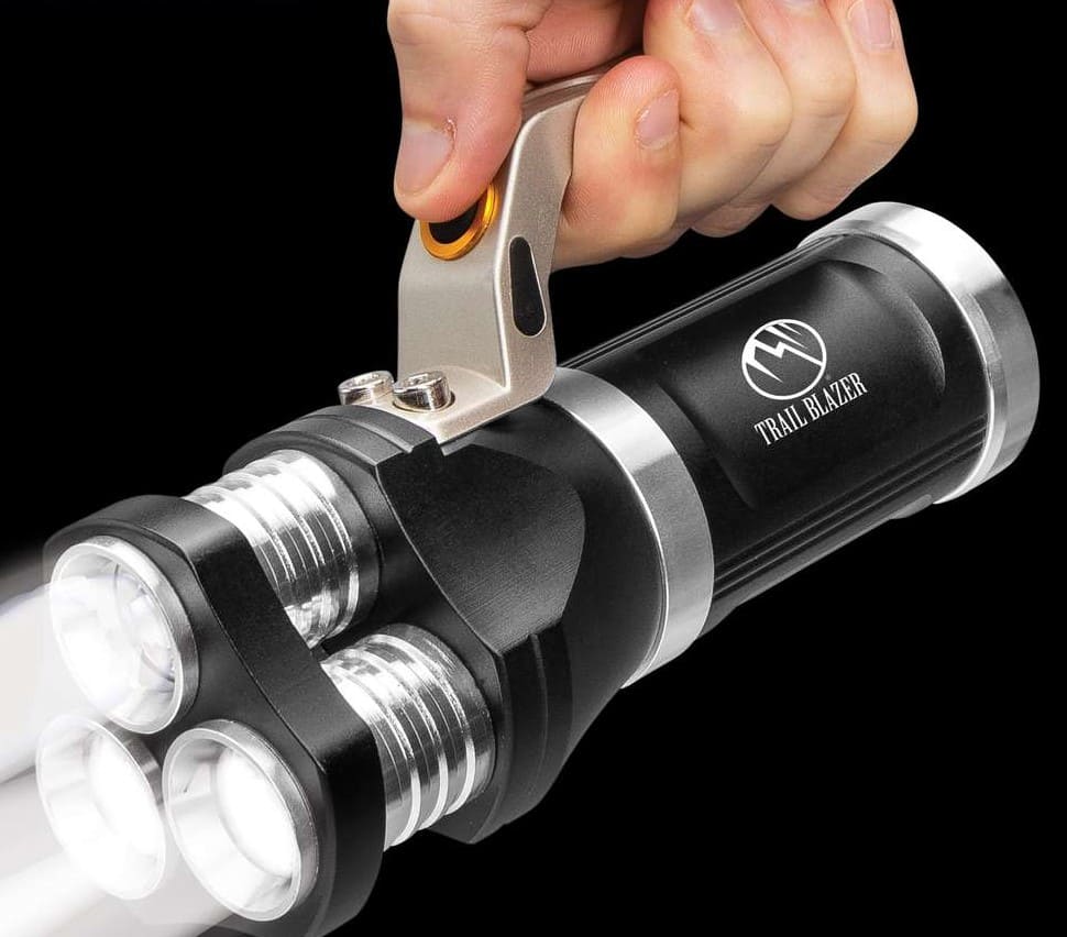 Trailblazer Triple Flashlight 1500 Lumens