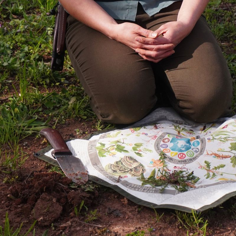 Foraging Ground Cloth by Wazoo Survival Gear