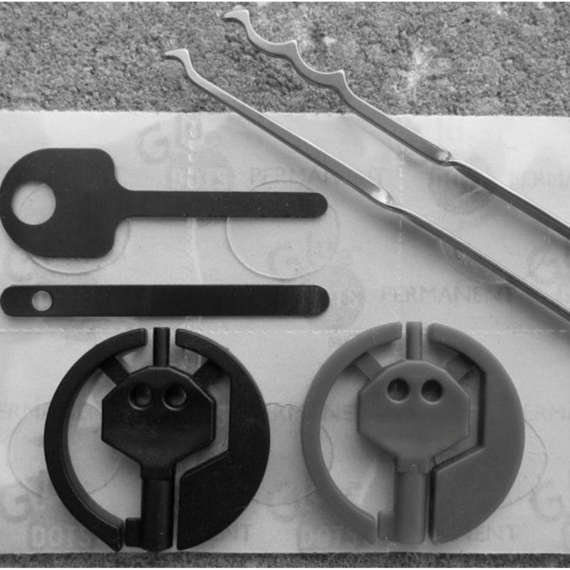 Urban Escape and Evasion Kit