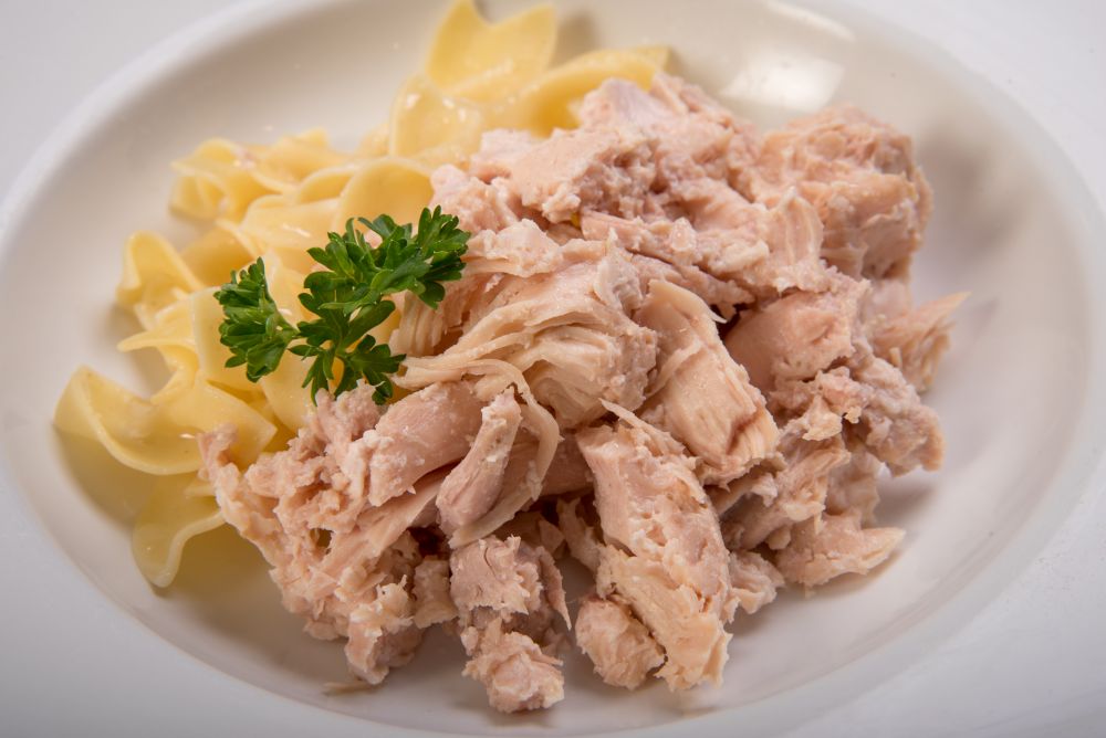 Canned Chicken Full Case - 28oz. cans (12 cans/1 case)